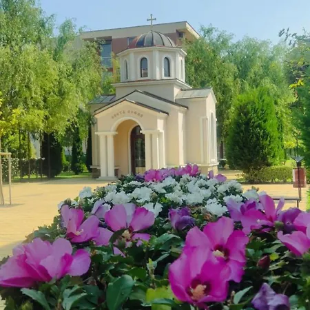 Golf Club & Orchid Noks Mia