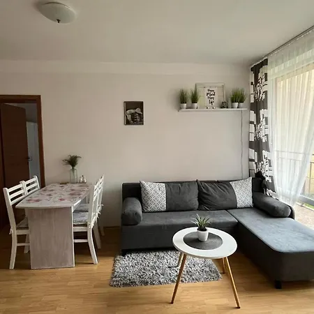 Golf Club & Orchid Noks Mia