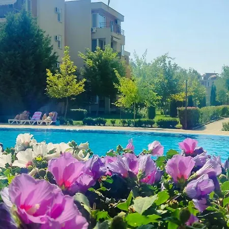 Golf Club & Orchid Noks Mia Апартамент *